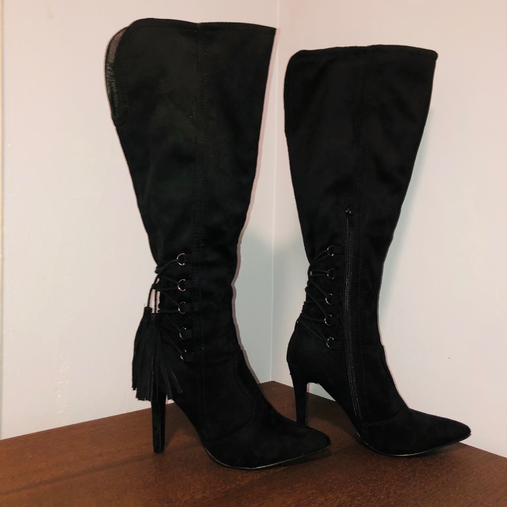 Heel Boots with Fringe